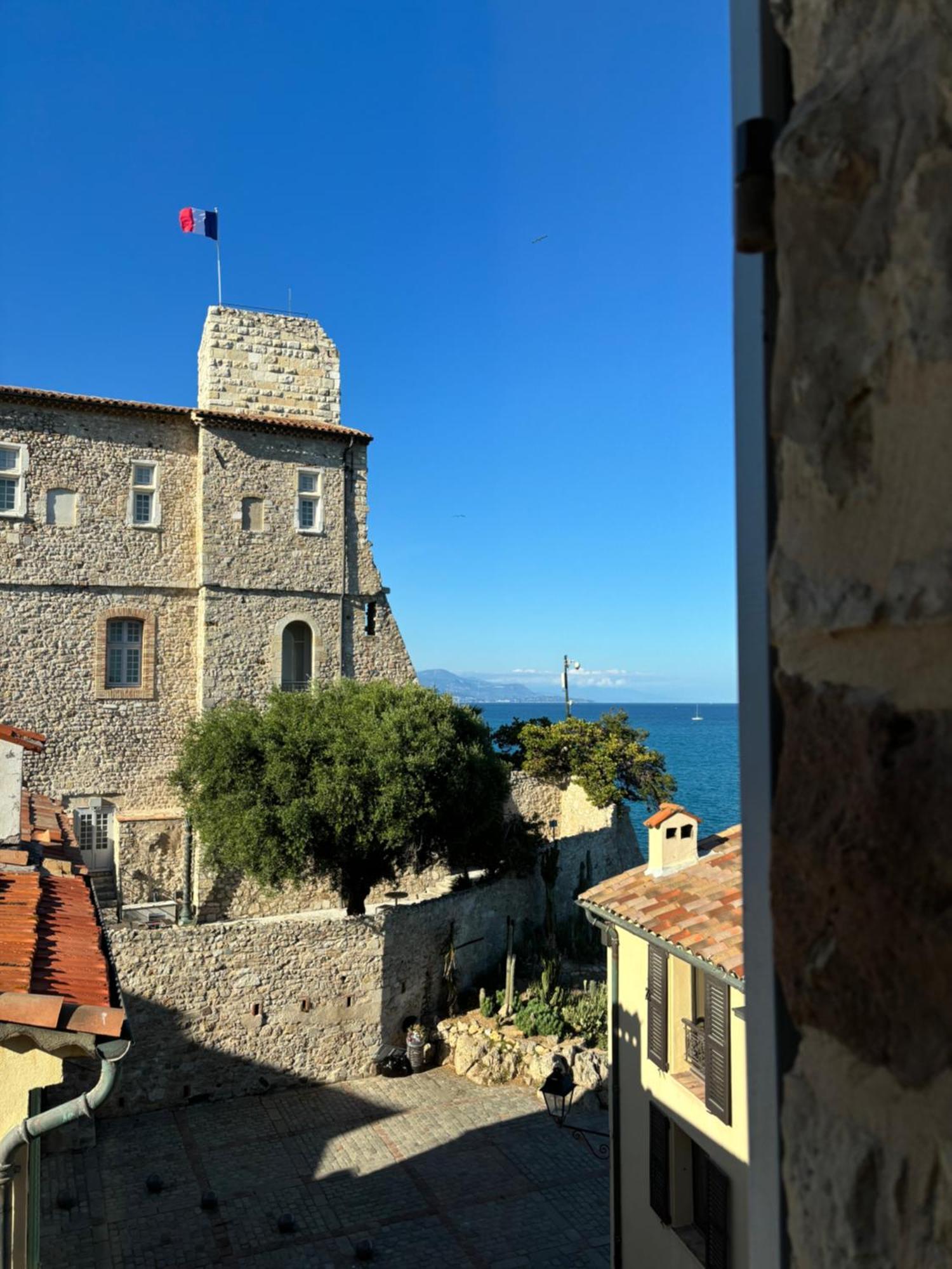 La Pablita, Vieil Antibes, Remparts Apartment Екстериор снимка