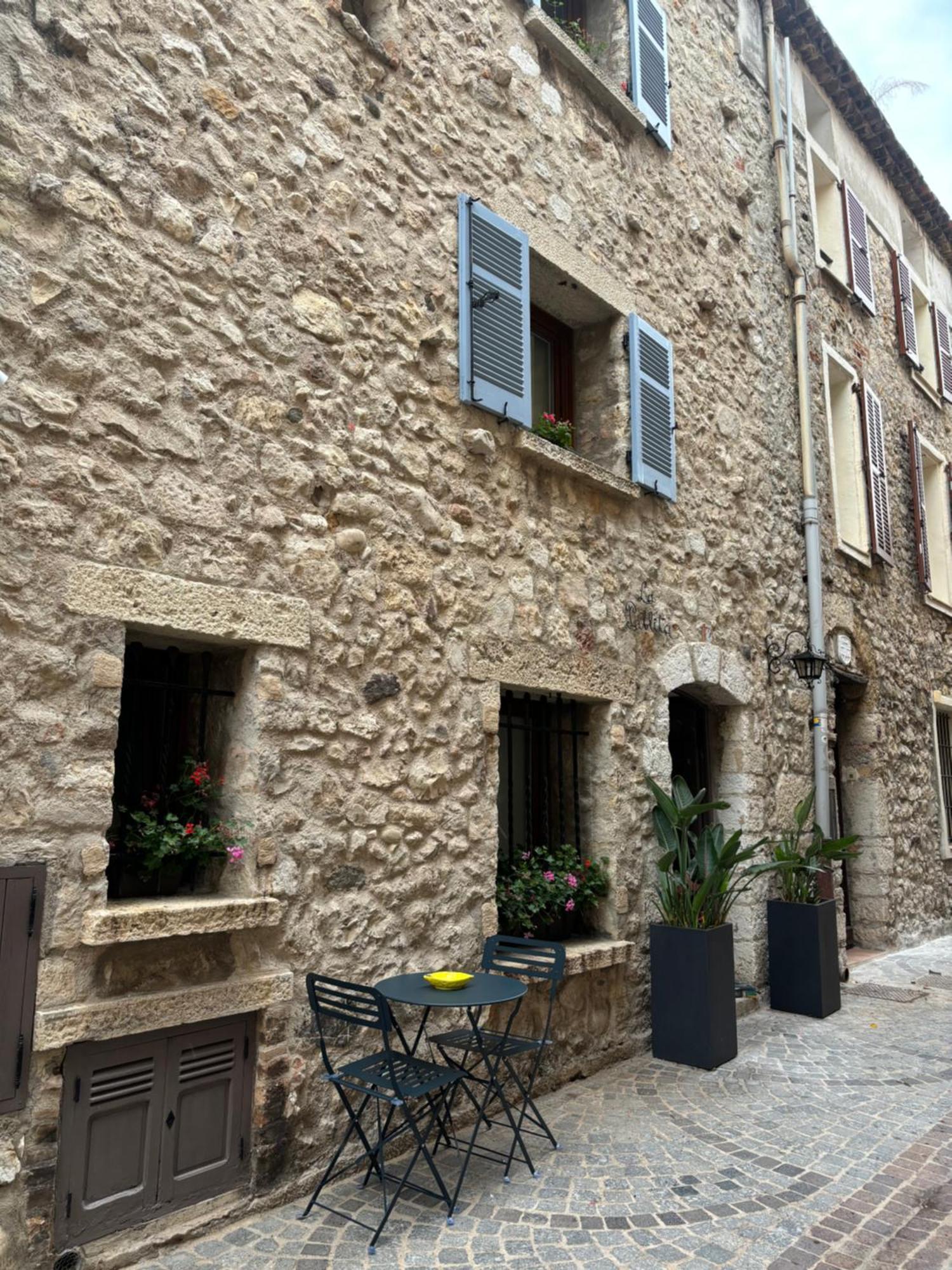 La Pablita, Vieil Antibes, Remparts Apartment Екстериор снимка
