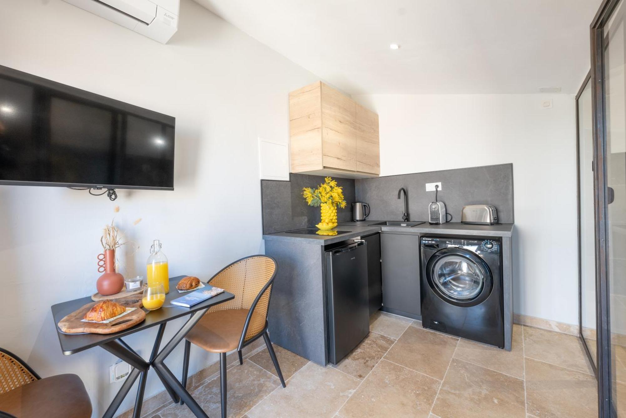 La Pablita, Vieil Antibes, Remparts Apartment Екстериор снимка